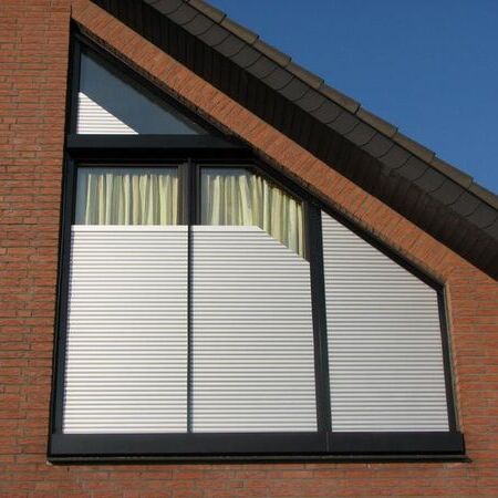 Schrägrollladen von unten nach oben